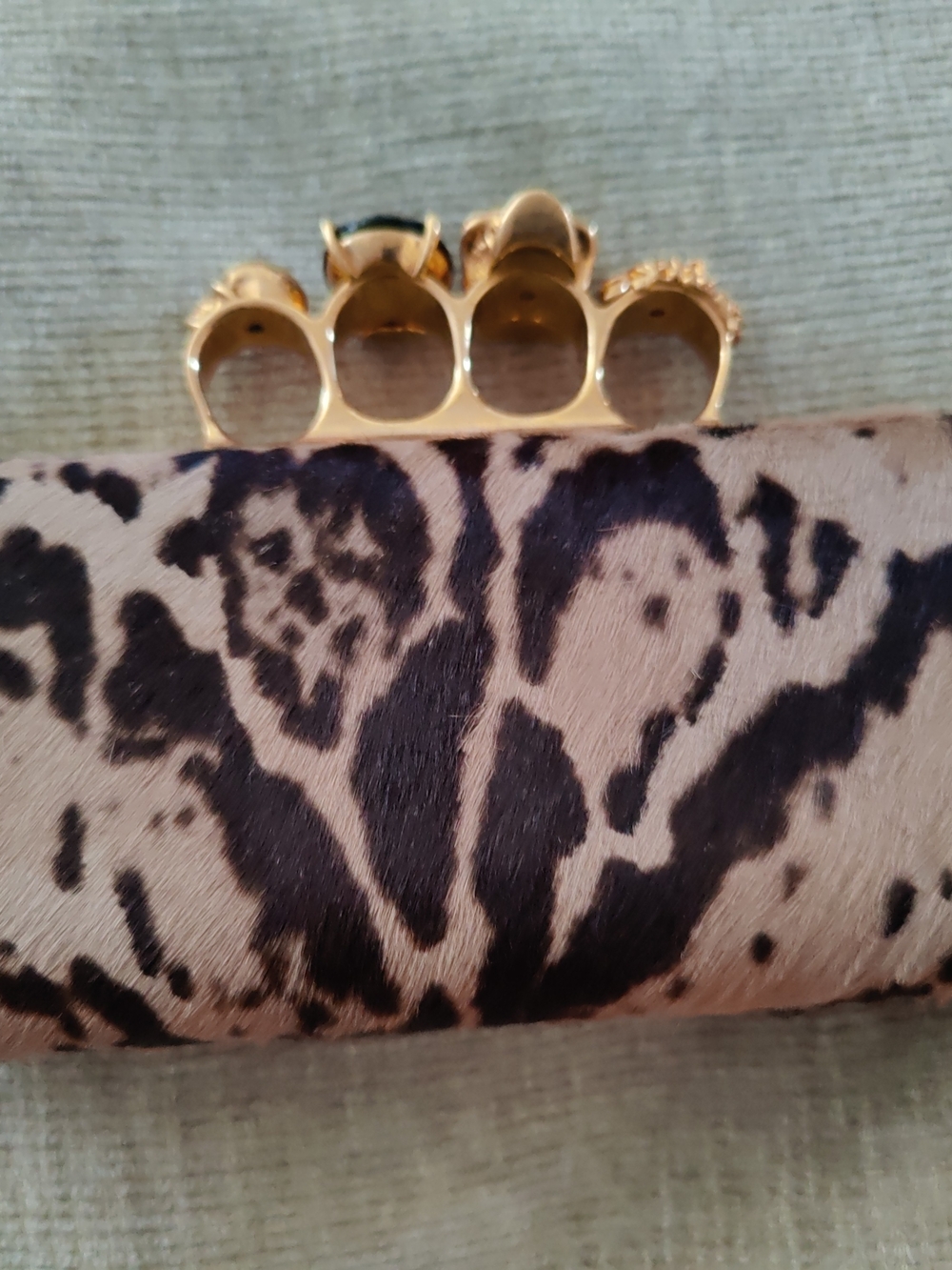 (Vintage 2013) Alexander McQueen Knuckle Box Clutch Pony Hair - Picture 14 of 14